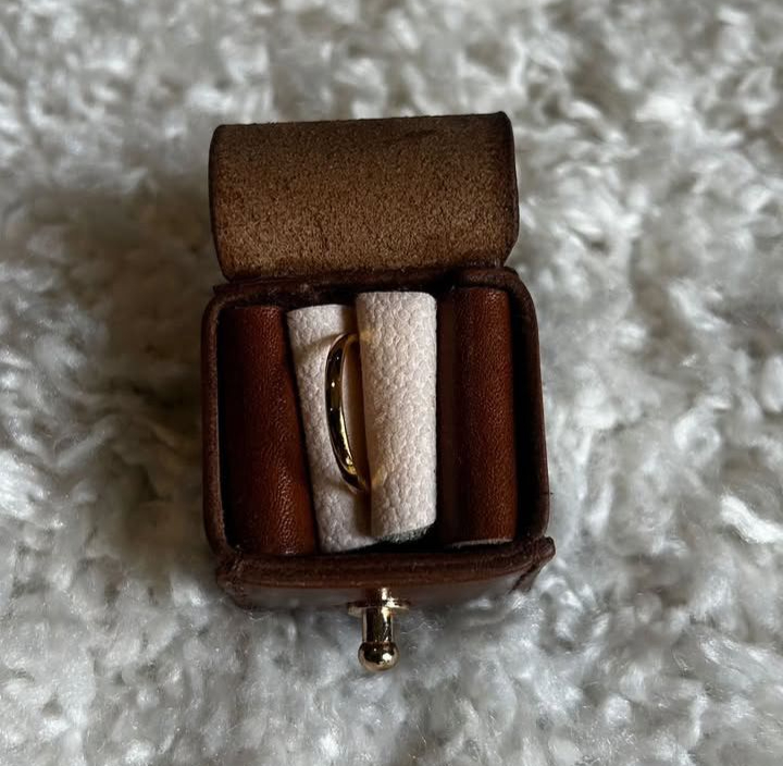 Jocelyn Leather Ring Box
